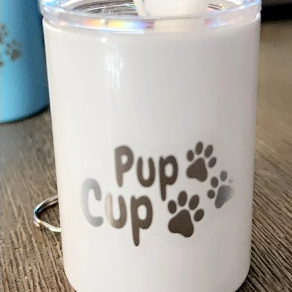 3 oz Pup Cup’s with keychain attached. Assorted colors available. Personalize